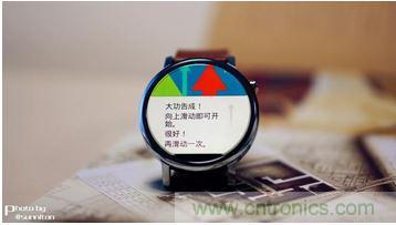 Moto 360 二代：“精益求精”的細(xì)節(jié)仍無法彌補功能的缺失