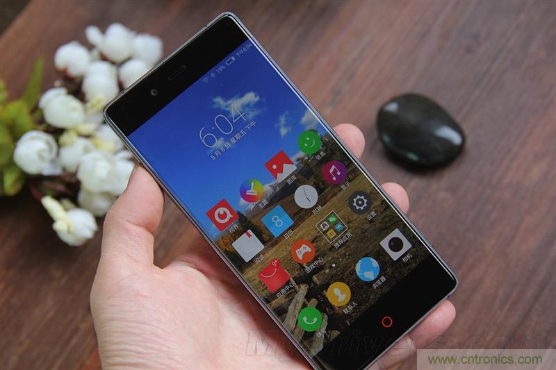 無邊框的 nubia Z9 ，一款既有驚喜，又有驚艷的智能手機