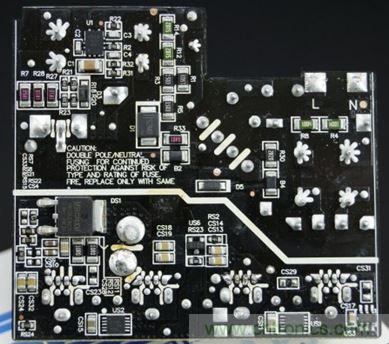 69元小米4口USB充電器詳細(xì)拆解，看完你也能DIY一個(gè)