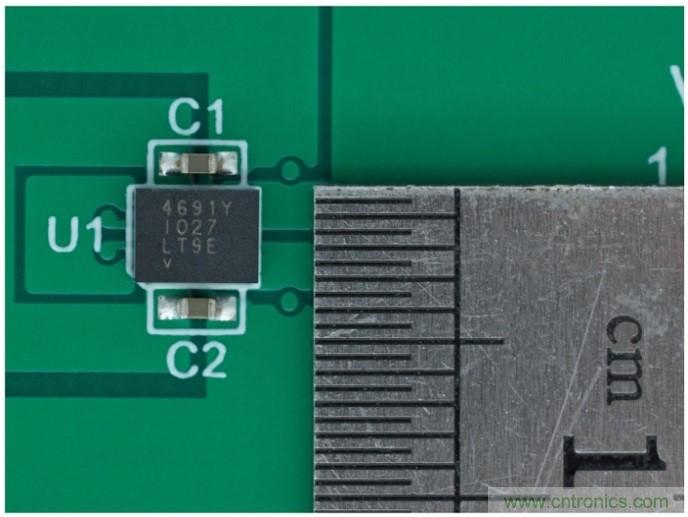 3.6V輸入、雙路輸出µModule降壓穩(wěn)壓器以3mm × 4mm小尺寸為每通道提供2A電流