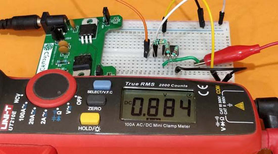 如何將運算放大器用作差分放大器查找電壓值的電壓差